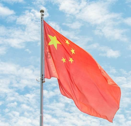 暴龙镜片与莱瑞视镜片对比游戏画面