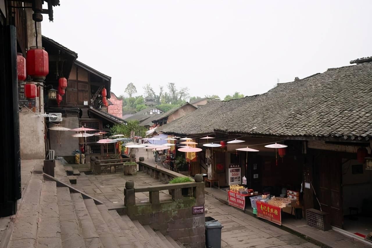 淇县庙口镇举办首届乡村大集“土味儿”年货节打造消费新场景满足消费新需求
